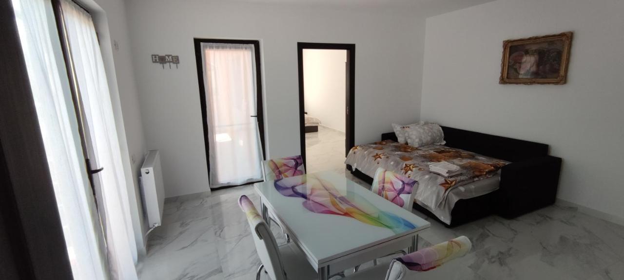 Home Naya Bukares Bagian luar foto
