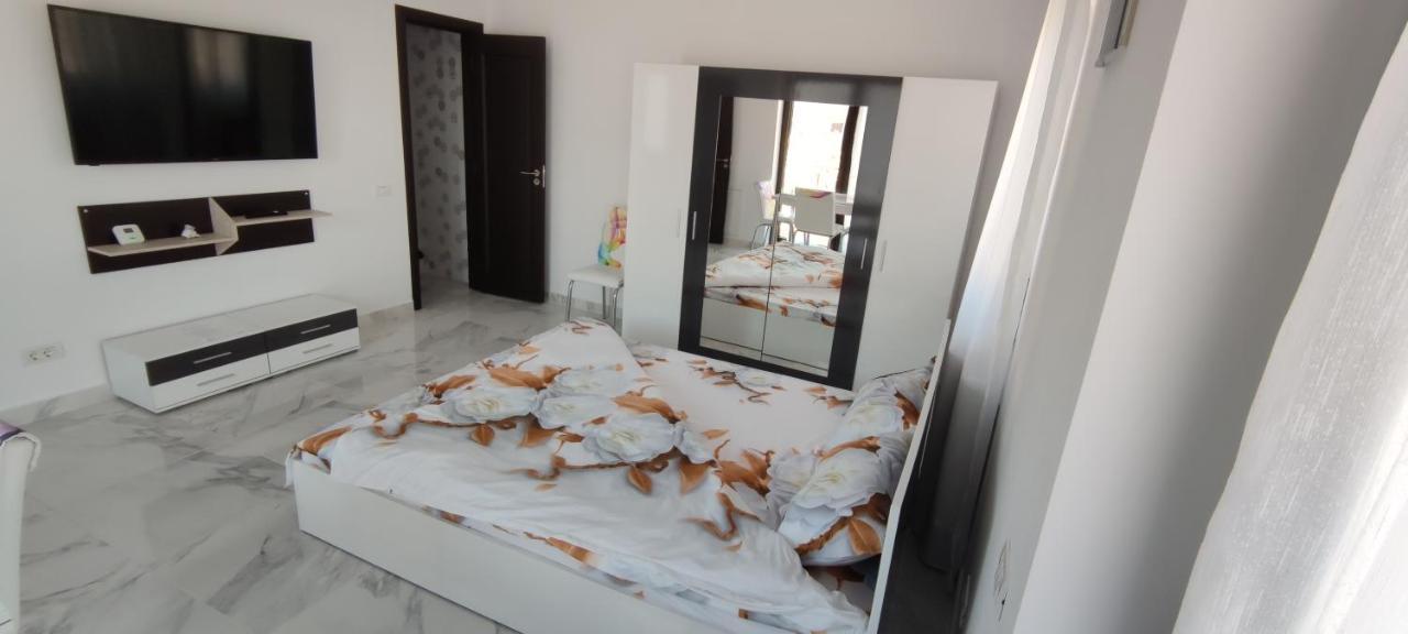 Home Naya Bukares Bagian luar foto