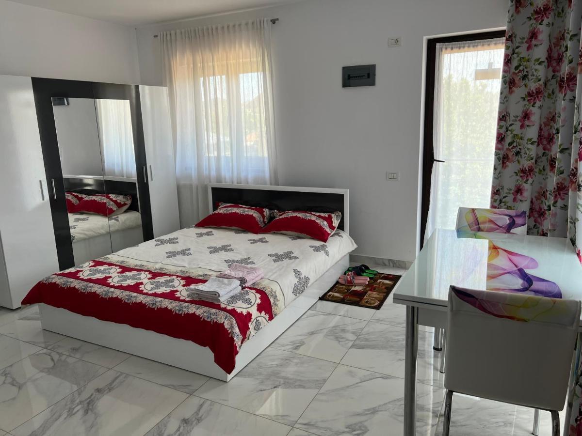 Home Naya Bukares Bagian luar foto