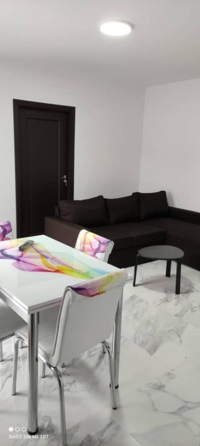 Home Naya Bukares Bagian luar foto